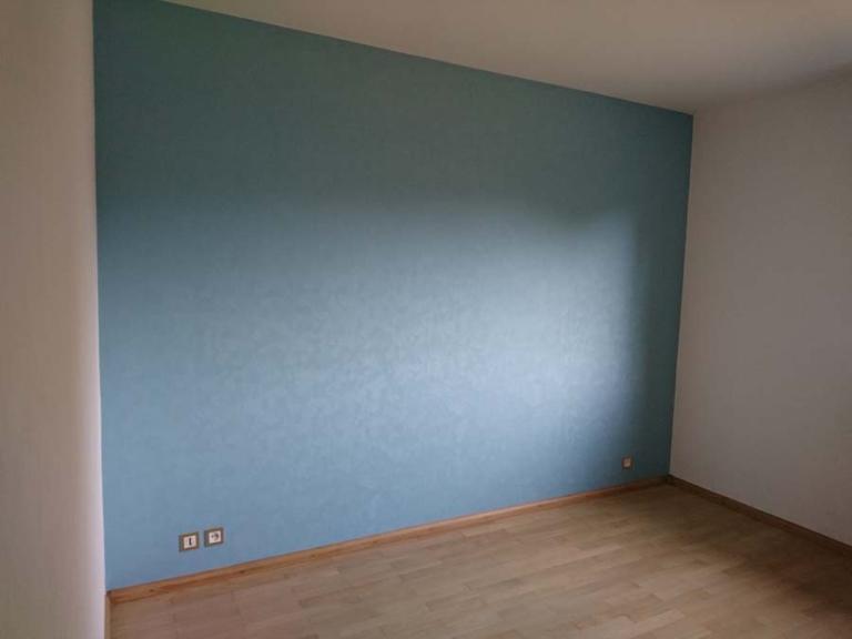 Comment Choisir la Peinture Intérieure Parfaite pour Votre Maison à Thann, Cernay et Mulhouse